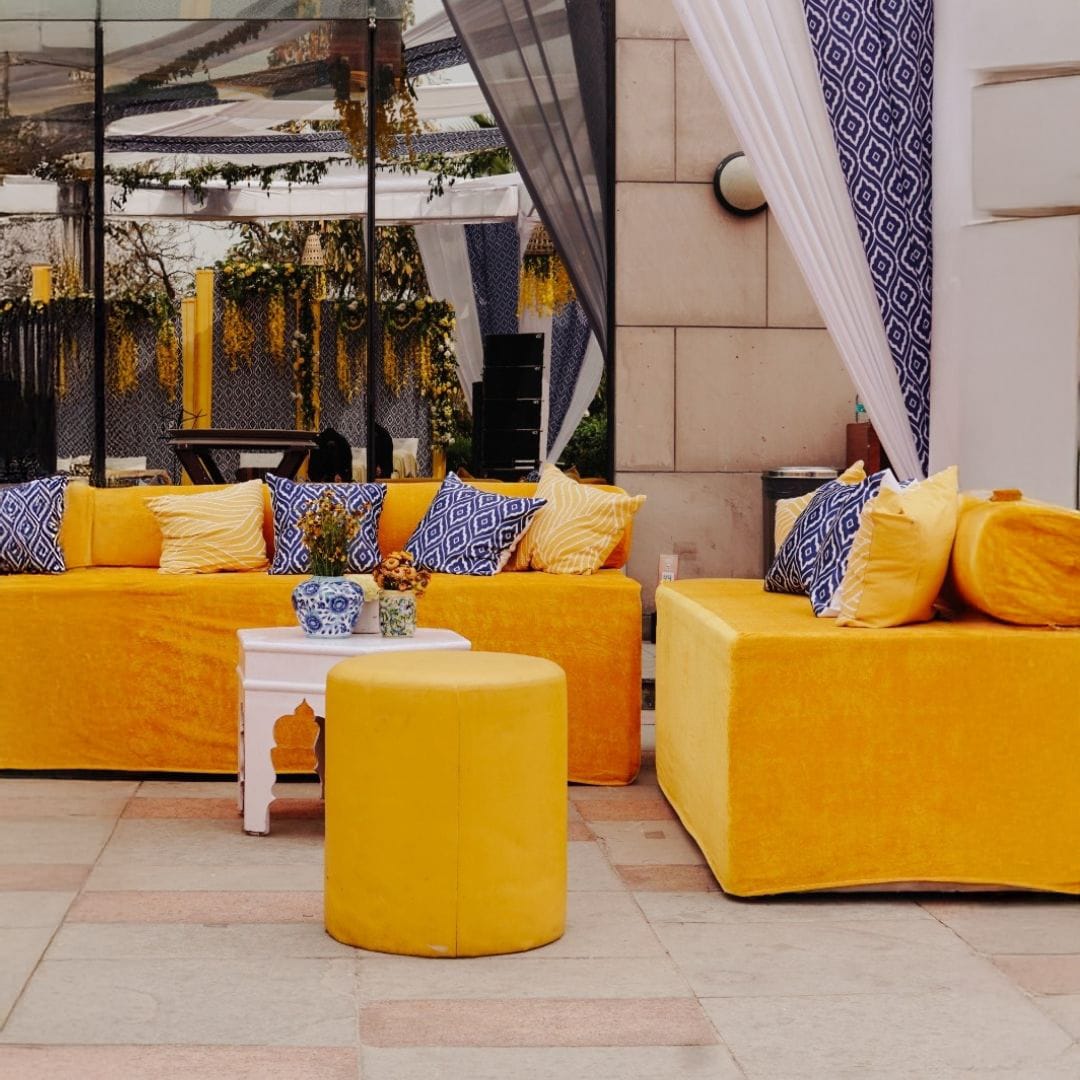 2.-Yellow-Themed-Dewaans