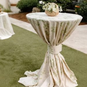 8.-Hi-Tables-With-Linen(Green-white-printed-table-cover)