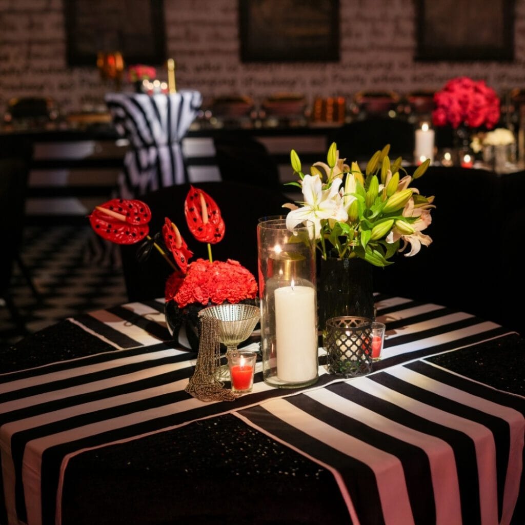 14.-White-and-Red-table-decor