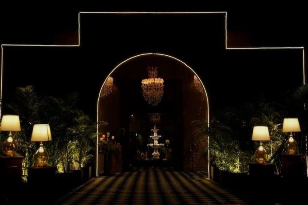 Night entry decor