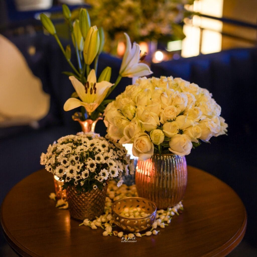 2.-Gold-Antique-Pots