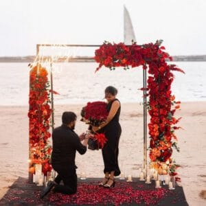 24.-Warm-neon-It-was-always-you--proposal-decor-