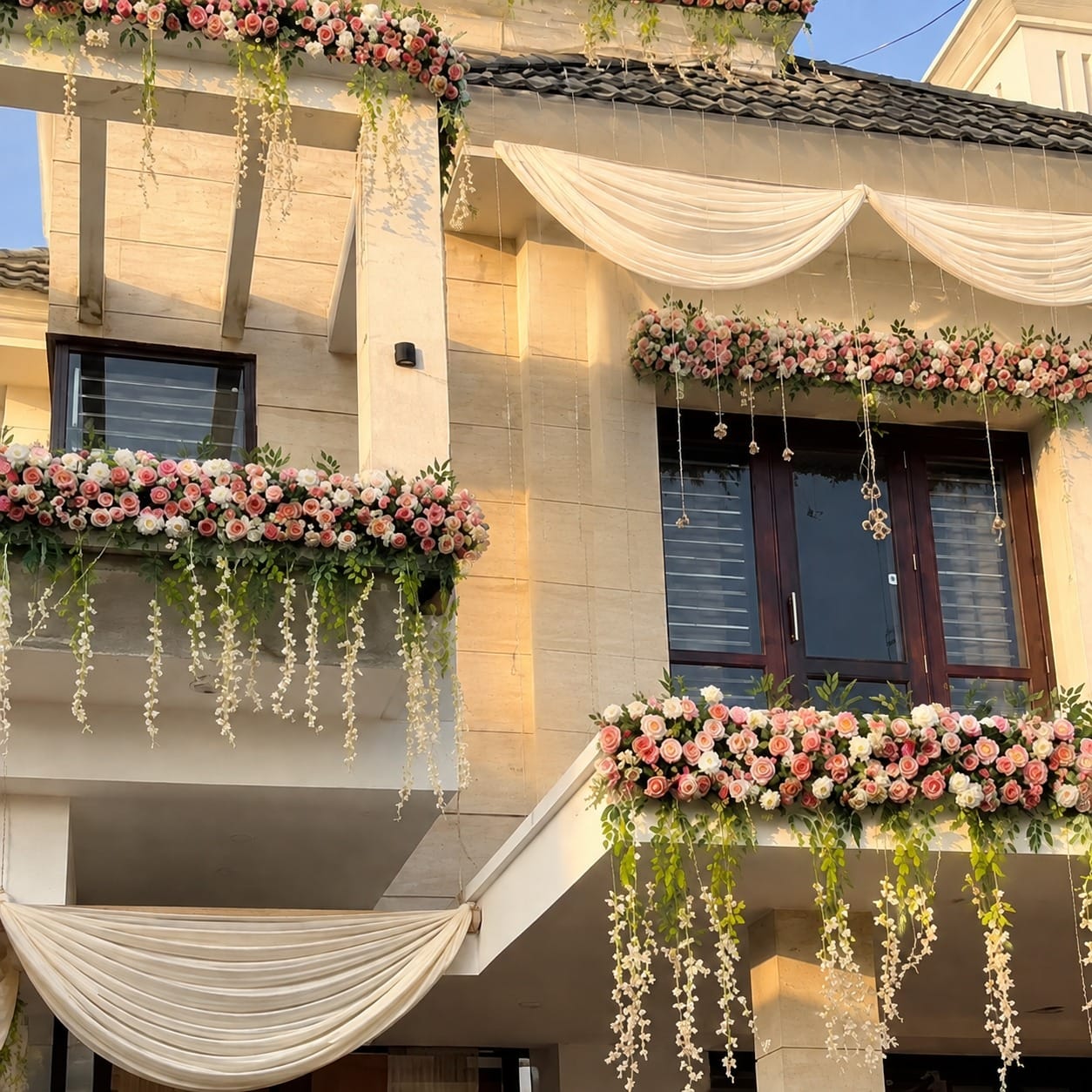 Balcony railings Floral & Drapes Decor - Image 2